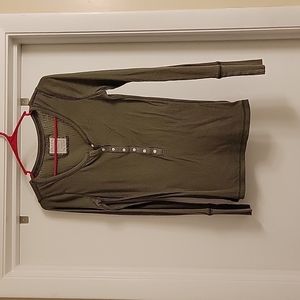 Old navy long sleeves shirt